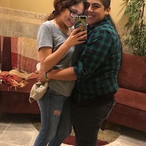 Meet your Posher, Yesenia